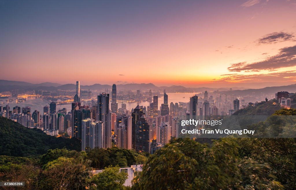 The Peak View Of Hong Kong And Victoria Harbour At Sunset High-Res Stock Photo - Getty Images